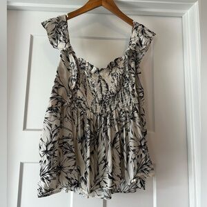 Black & white floral tank top